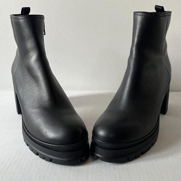 Prada Leather Lug Sole Chelsea Boots Size 9.5 - Picture 3 of 17